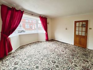 Living room- click for photo gallery